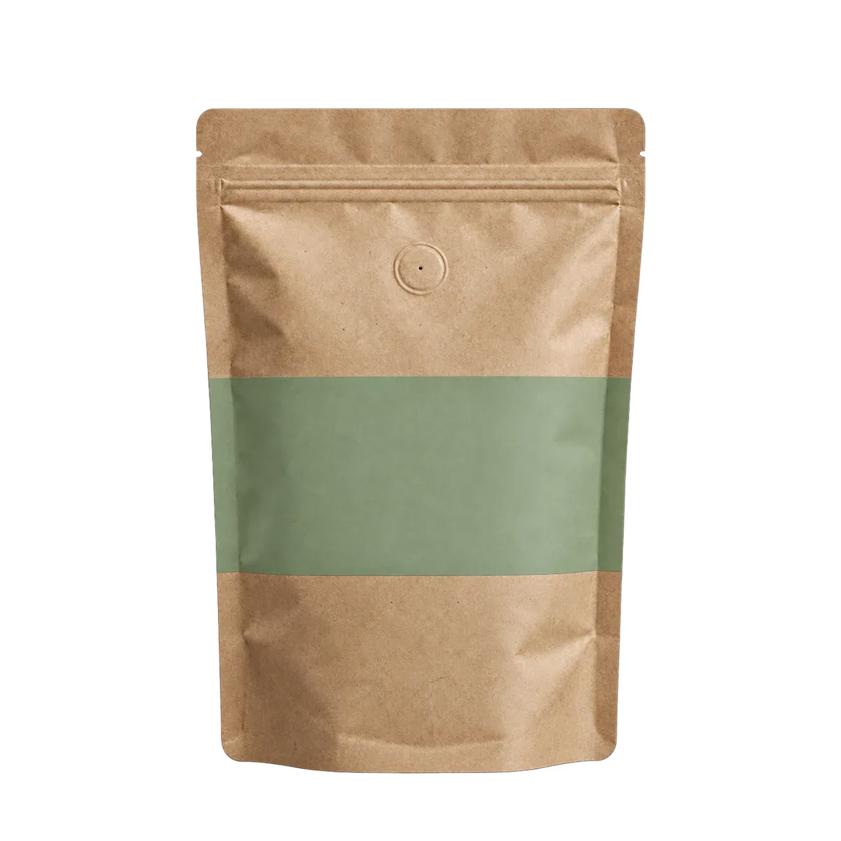 Pungă kraft de cafea cu bandă verde-salvie, fără etichetă, pe fundal colorat