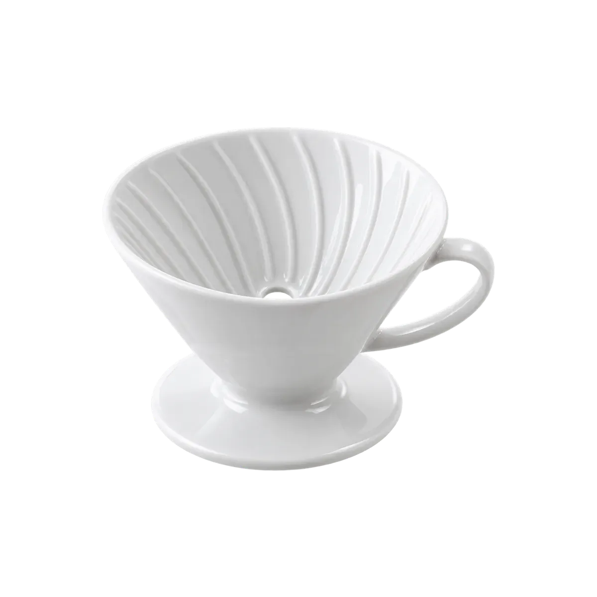 Dripper conic din ceramică albă, cu nervuri spiralate, pe fundal colorat